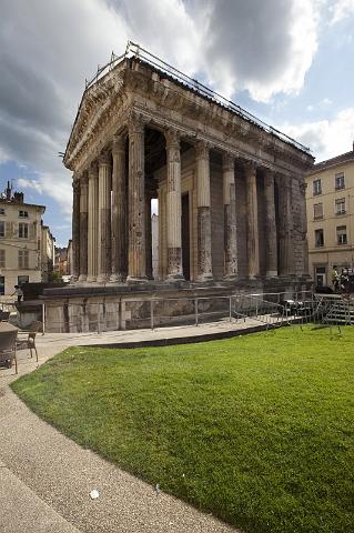 005 Vienne, Tempel van Augustus en Livius.jpg